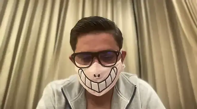 Snapshot of slavekinky001 chatting on December 31, 8:56 pm slavekinky001 online show from December 31, 8:56 pm