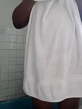 tfreakyy online show from November 15, 2:41 pm