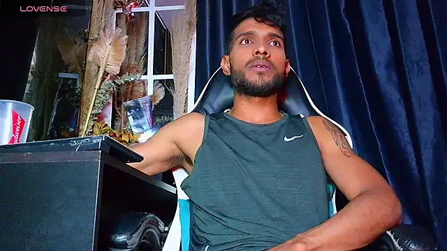 the dog lian online show from April 18, 7:07 pm