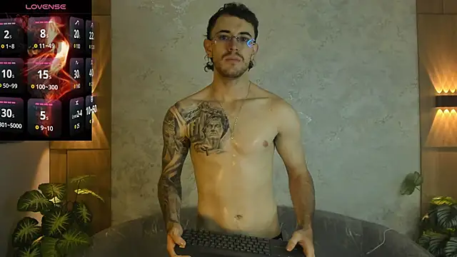 CodyWalkerR online show from June 5, 5:41 pm