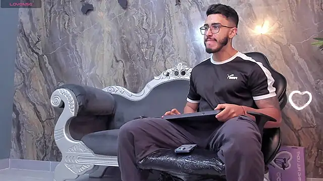 Liam Kleiin online show from March 10, 11:34 am