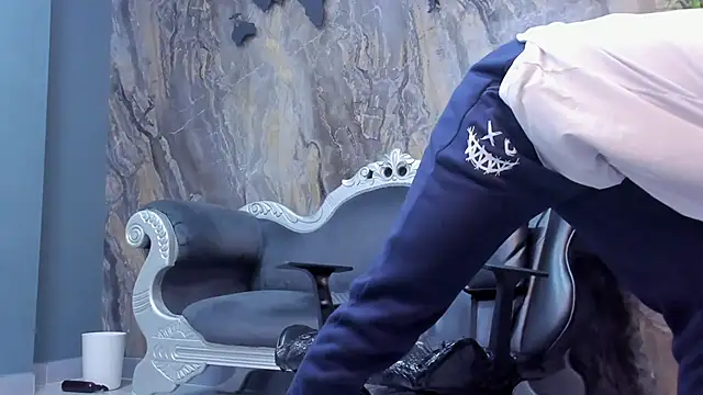 Liam Kleiin online show from January 27, 11:54 am