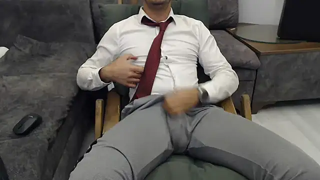 Naughtb0y online show from May 24, 11:00 pm