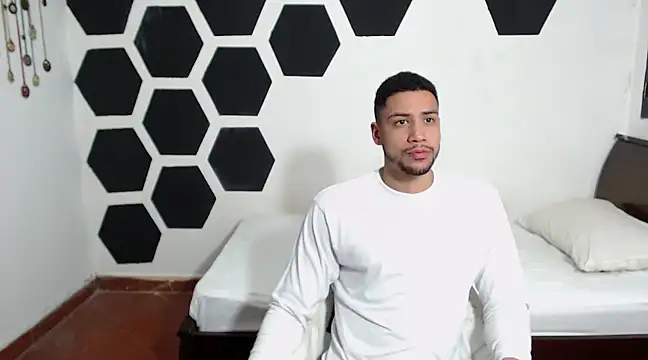 Jhors  Collens online show from February 4, 4:48 am