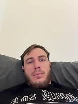 Julian128 online show from April 25, 8:39 am