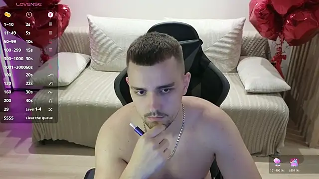 Larstar01 online show from November 6, 12:24 am