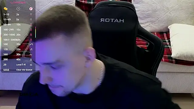 Larstar01 online show from March 4, 11:12 pm