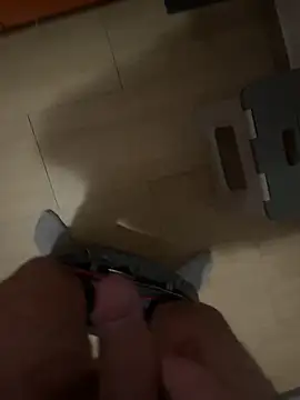 coppiettahott online show from December 8, 4:35 am