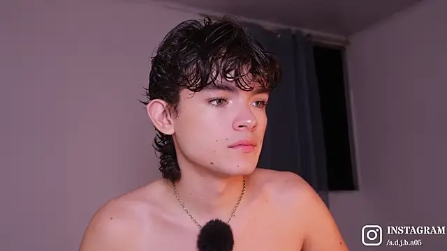 Angelo 018 online show from May 17, 1:25 am
