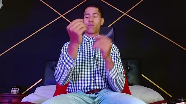 max padraig online show from March 4, 7:11 pm