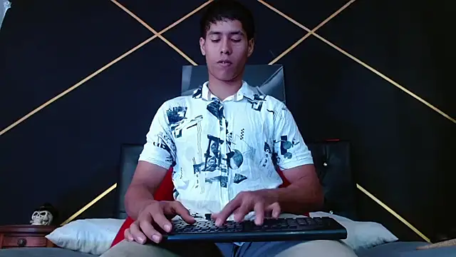 max padraig online show from January 21, 7:06 pm