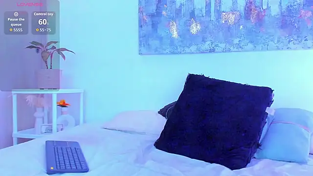 arminjones1 online show from November 15, 6:26 am