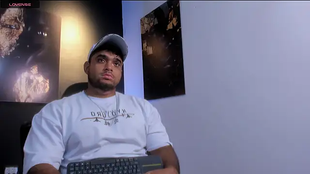 Big furry bear13 online show from November 10, 3:28 pm