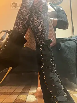 Sissy Ambre online show from February 16, 2:11 am