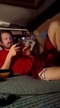 hothippie420 online show from December 13, 6:10 am