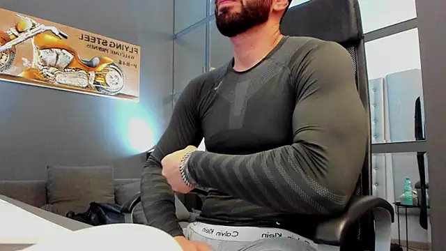 AronGrant online show from April 20, 9:12 am