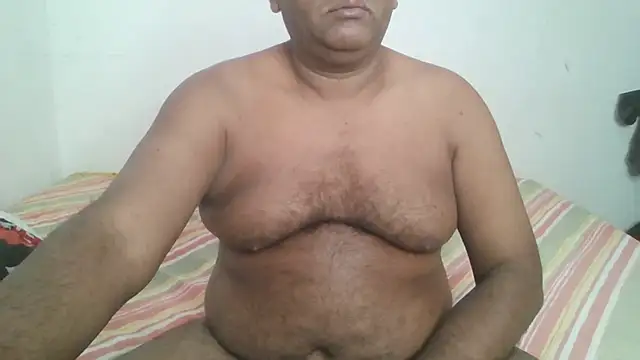 Beargryzzly online show from December 5, 3:15 am