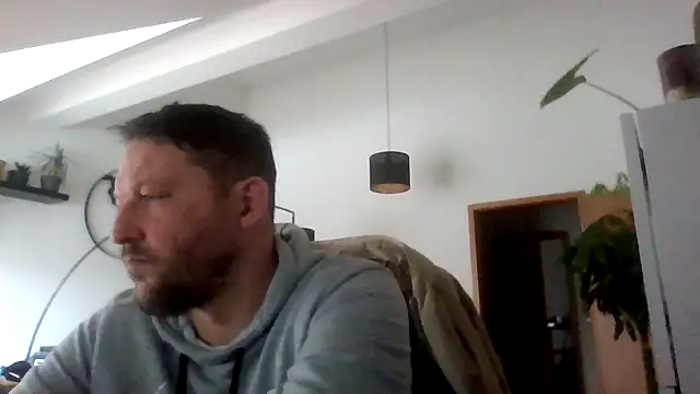 BennyLommy online show from January 13, 10:08 am