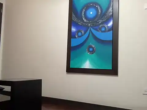 littlelatinhunter online show from October 27, 11:23 am