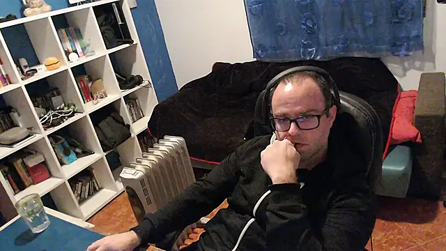 ravingr4d4 online show from January 13, 10:35 pm