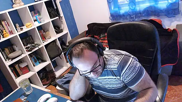 ravingr4d4 online show from January 27, 11:22 am