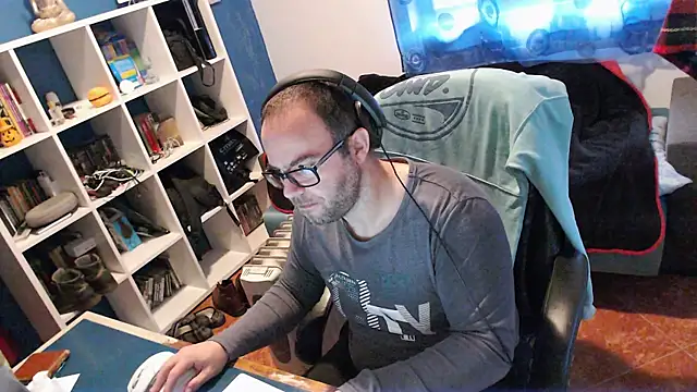 ravingr4d4 online show from January 24, 9:28 am