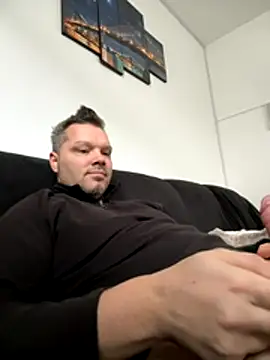 Bastilein1985 online show from November 25, 1:57 pm