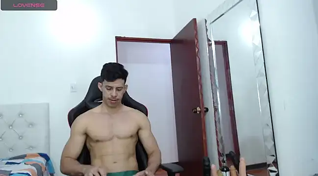 JoseRumbero26 online show from December 11, 12:16 pm