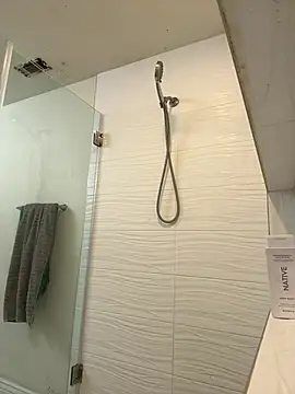 El Gizmo online show from March 4, 9:40 am