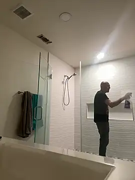 El Gizmo online show from February 9, 5:54 pm