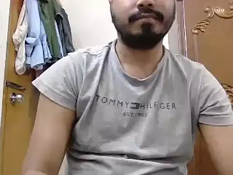 Snapshot of desiboyasif chatting on October 20, 4:55 pm desiboyasif online show from October 20, 4:55 pm