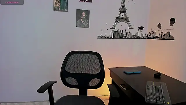 Snapshot of Ares_Johnson chatting on January 16, 2:08 pm Ares Johnson online show from January 16, 2:08 pm