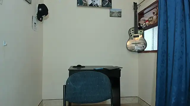 Snapshot of Ares_Johnson chatting on March 11, 6:08 pm Ares Johnson online show from March 11, 6:08 pm