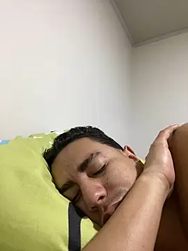 DanielGomez9 online show from February 23, 3:50 am