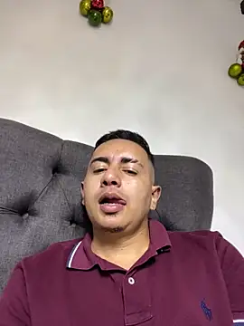 DanielGomez9 online show from December 25, 3:18 am