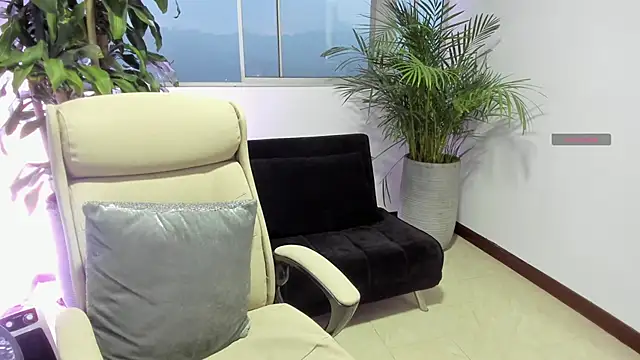 DanielGomez9 online show from March 13, 11:16 pm