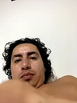 DanielGomez9 online show from November 3, 2:26 am