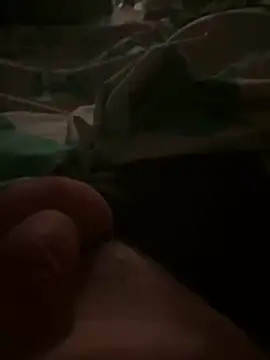 Snapshot of Abspritzerboy21 chatting on January 17, 12:20 am Abspritzerboy21 online show from January 17, 12:20 am