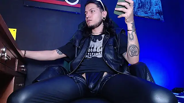 Dicaprioo  online show from February 16, 3:26 am