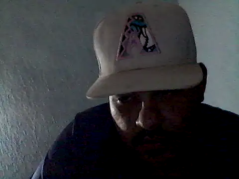 GILBERTHOR92 online show from February 5, 6:09 am