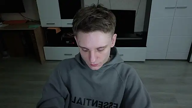 angryzan online show from February 3, 5:05 am