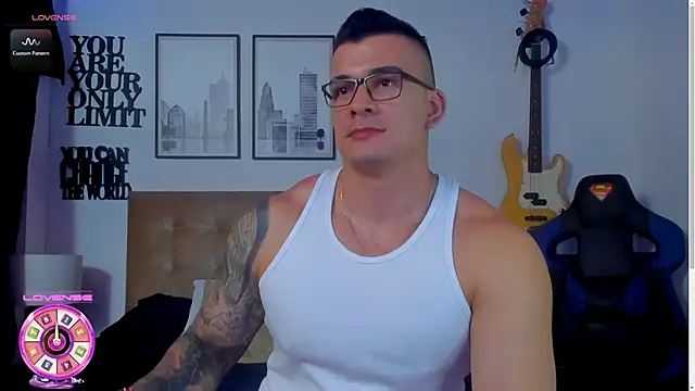 seancarreraa online show from November 18, 5:55 am