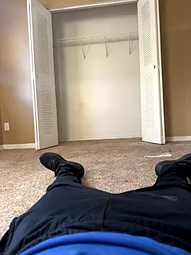 christian0009 online show from December 16, 9:11 pm