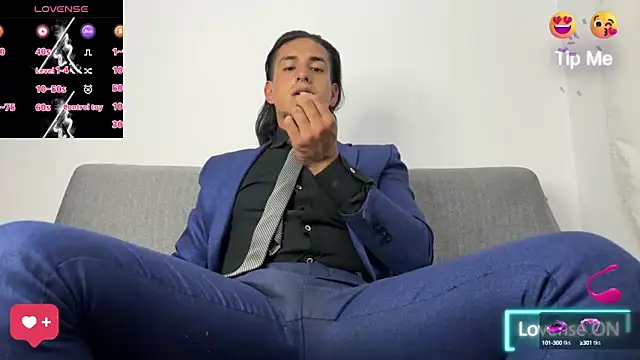 Tom blunt96 online show from October 29, 5:21 am