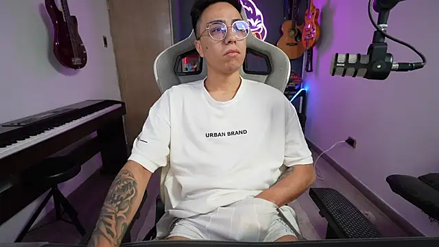 granxarma960 online show from February 17, 6:53 am