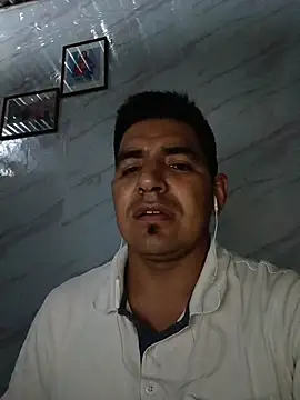 latino17 online show from March 5, 7:26 am