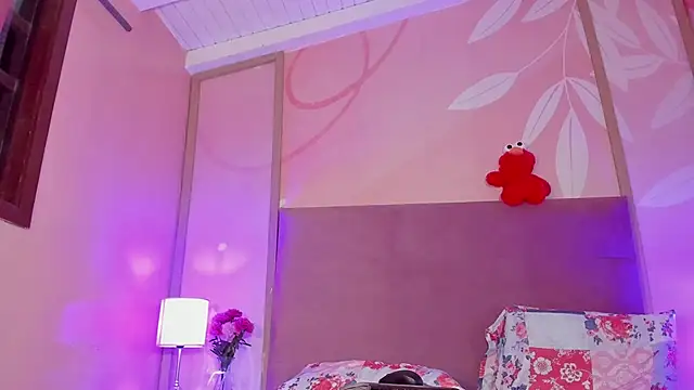 Maxim-Walker online show from February 26, 3:42 am