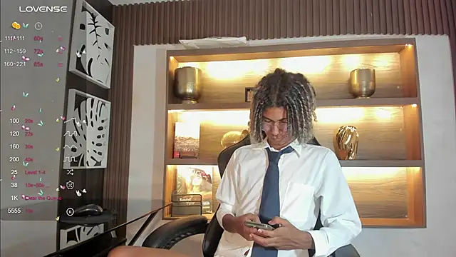 Maxim-Walker online show from February 16, 3:15 am