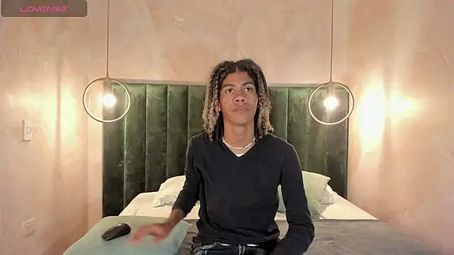 Maxim-Walker online show from January 29, 3:01 am