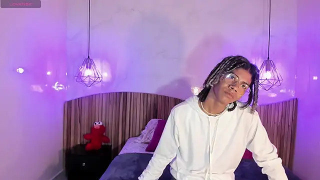 Maxim-Walker online show from January 23, 3:05 am